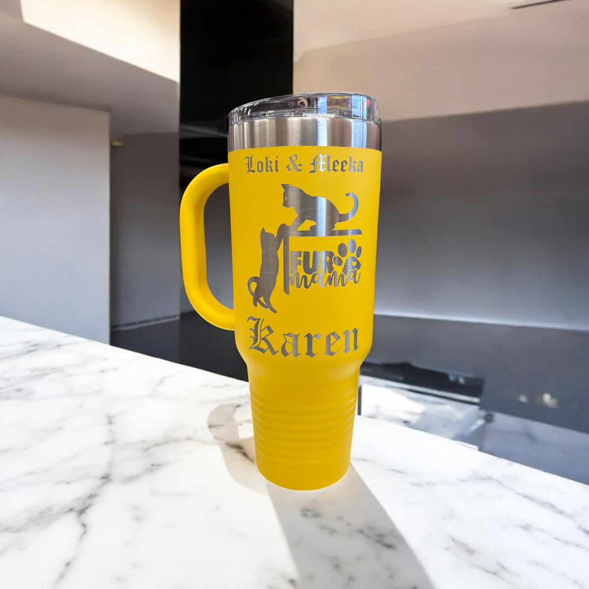 Various sizes and styles of personalized Vizsla dog drinkware, including skinny tumblers and water bottles.