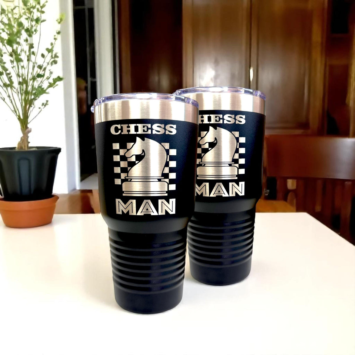 Detailed shot of the slider lid on the 30 oz laser engraved chess tumbler, showing its spill-resistant design.