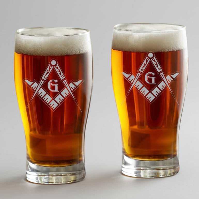 Clear pint glass with a laser-engraved Square and Compass symbol, representing a Freemason personalized gift.